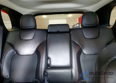 2019 Jeep Cherokee Trailhawk z USA, uszkodzony, nr VIN 1C4PJMBX8KD410439